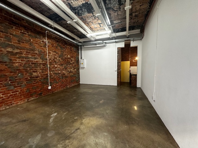 To Let commercial Property for Rent in Maitland Western Cape